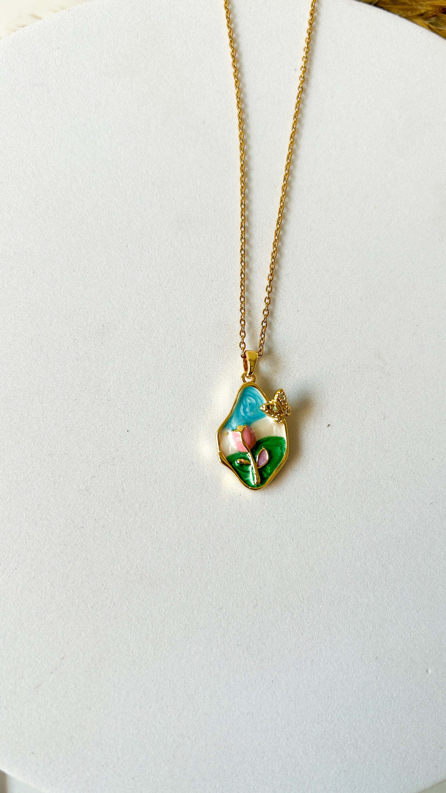 Vintage tulip necklace
