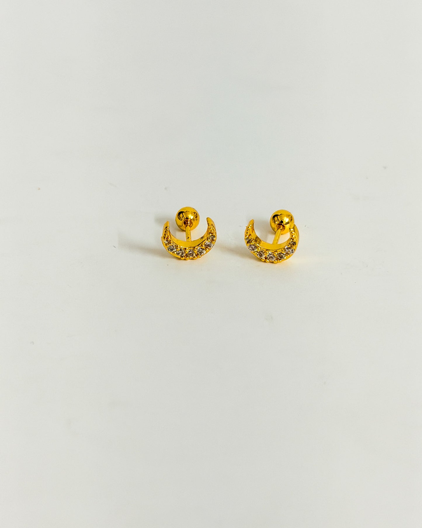 Studded moon ball back studs