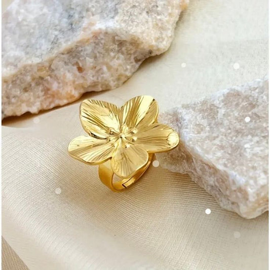 Chunky Floral adjustable ring
